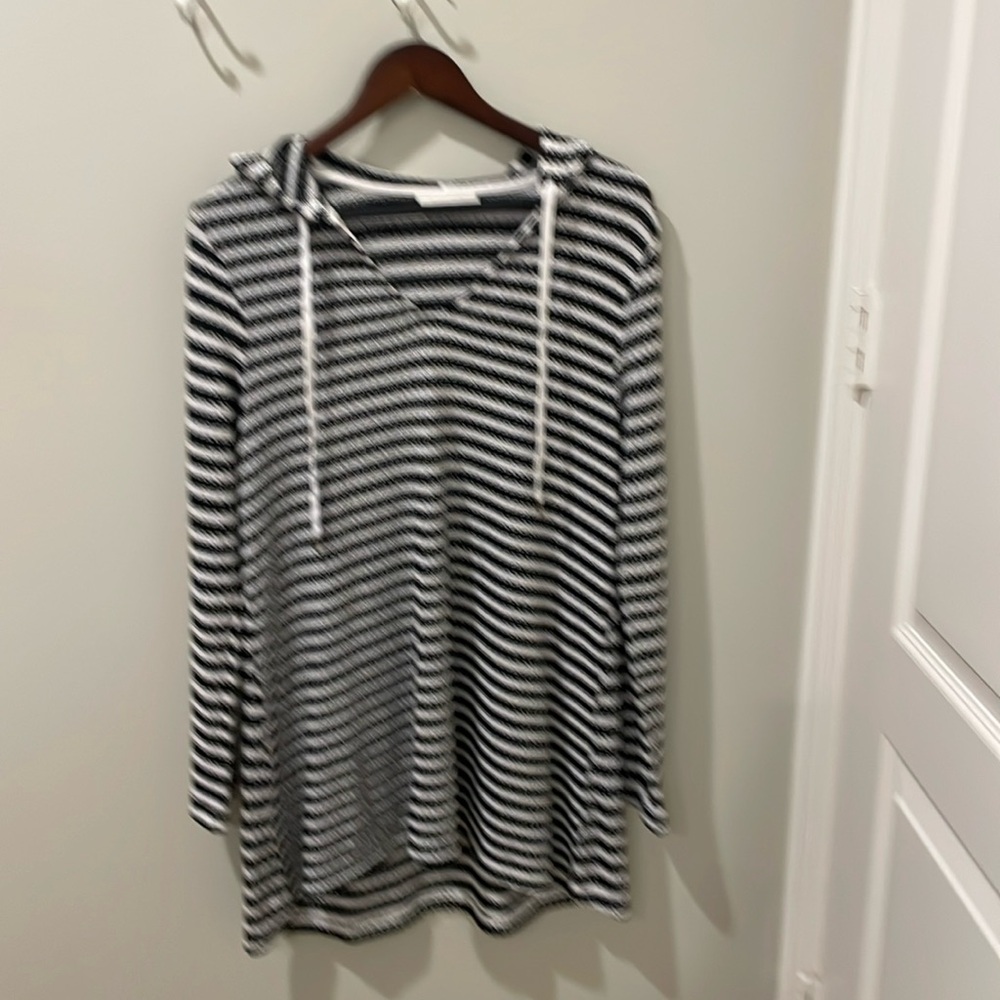 Small LaBlanca swimsuit cover-up. Purchased at Nordstrom. excellent condition.